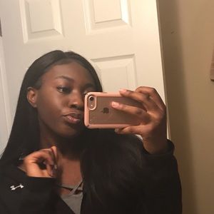 Meet your Posher, Denise